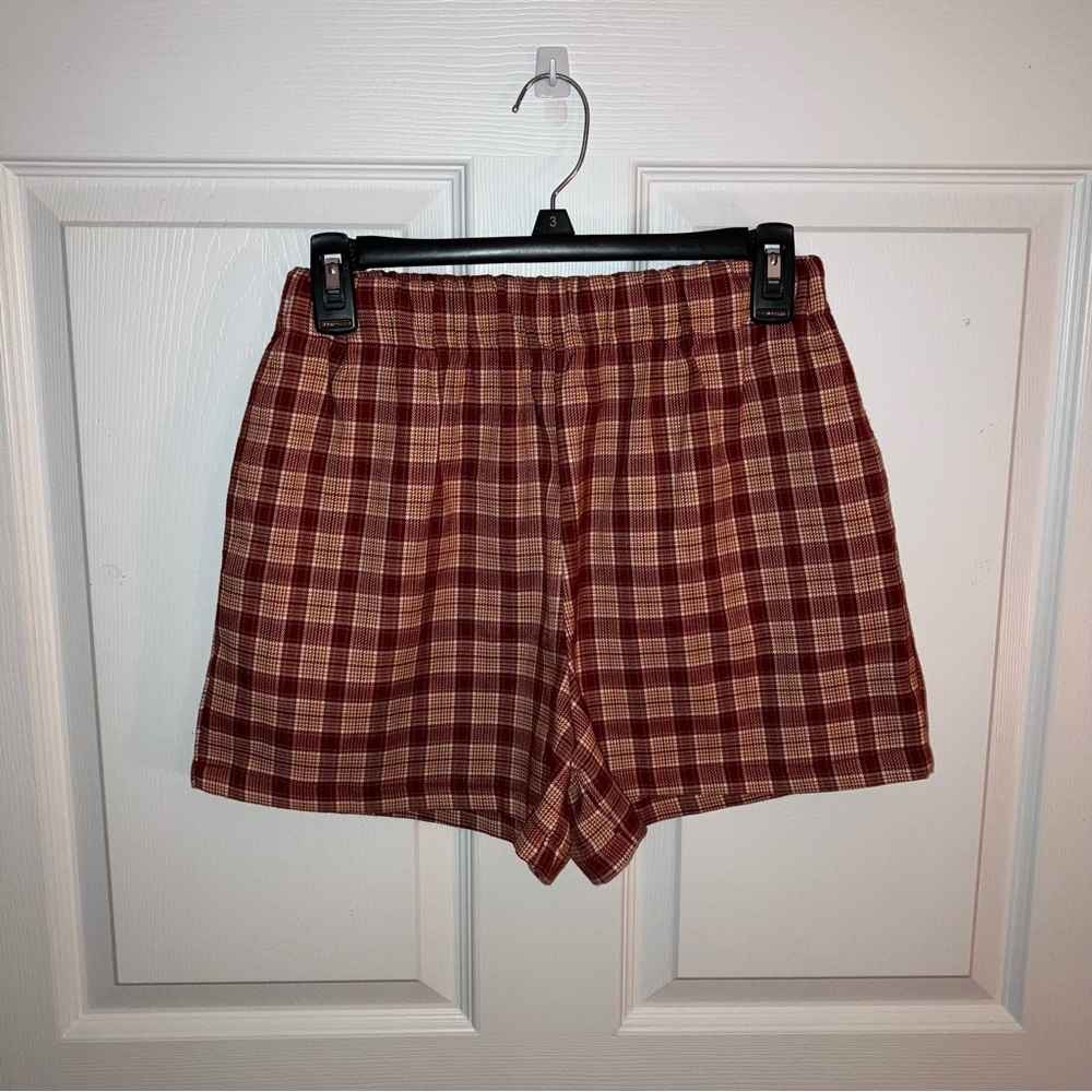 Plaid Elastic-Waist Shorts